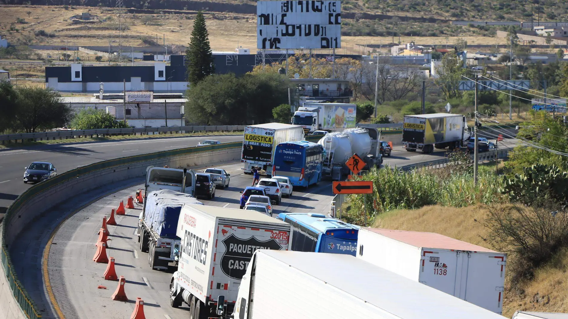 SJR Van por autopista